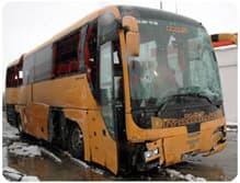 Yolcu Otobüsü Benzin İstasyonuna Çarptı