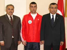 Altın Kemeri Hendek'li Kick Boksçu Kazandı
