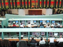 Borsa Açılışta Göçtü, Döviz Fırladı