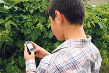 Yatarken baş ucunuzdaki telefona dikkat!