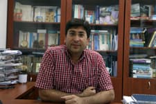 "Faiz oranlarını bir kerede düşürme politikasını doğru bulmuyorum"