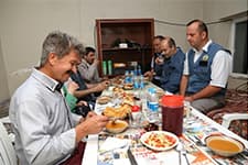 Yangın gözetleme kulesinde iftar yemeği
