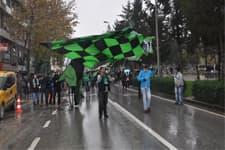 Tatangalar'dan maç öncesi coşkulu yürüyüş
