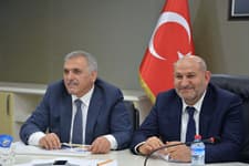 Hendek'te bayan meclis üyeleri başkanvekili oldu