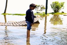 Sahil kesimi sular altında!