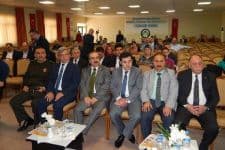 250 kişilik salonda 50 kişiye panel