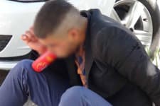 Bağımlı genç ambulansa binmek istemedi