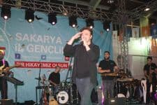 Orhan Ölmez, Sakaryalılara müzik ziyafeti yaşattı