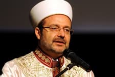 Diyanet İşleri Başkanı Görmez şehitlerimiz için konuştu