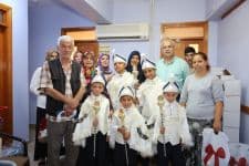 Sünnet olacak çocuklara kıyafetleri dağıtıldı