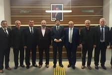 Üstün, eski başkanlarla bir araya geldi