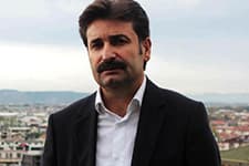 AK Partili Üstün: AK Parti'de temizlik operasyonu yapılmalı