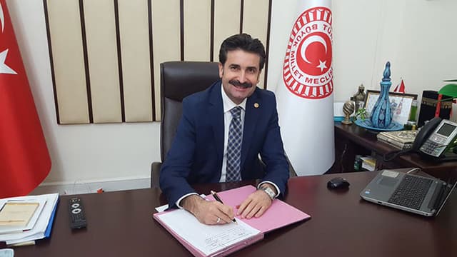 AKP'li vekillerden 'benim de imzam var' pozları