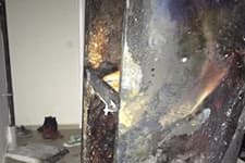 Evdeki buzdolabı bomba gibi patladı!