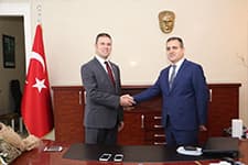 Hendek Kaymakamlığı'nda görev değişimi
