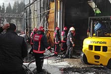 Kereste fabrikasında yangın çıktı! 