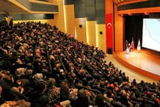 Öğrencilere oryantasyon eğitimi verildi