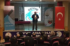 Eğitim-Bir-Sen işyeri temsilcileri ile eğitimlere başladı
