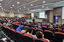 SAÜ'de Faizsiz Finans ve Küresel Etkileri konuşuldu