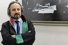 Baro Başkanı Kazan, Atatürk'e hakaret eden kişiye dava açtı