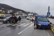 Hendek sanayi ışıklarında kaza