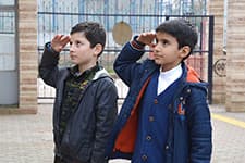 Ortaokul öğrencileri Afrin için askerlik şubesine başvurdu