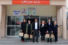 Yeni doğum yapan annelerin, Anneler Günü'nü kutladılar