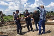 Koca tesisi söküp çalmaya çalıştılar