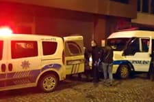 Kahvede oyun oynarken yakalandılar