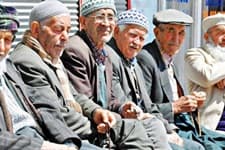 65 yaş üstü yasağına esneme geliyor
