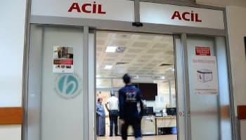 İnşaat işçisi, iskeleden düştü