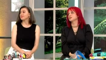 Akyazılı iki kadın kuaför Kuaförüm Sensin'de