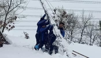 SEDAŞ'ın kar mesaisi sürüyor