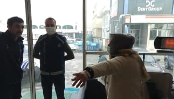 Dilencinin üzerinden döviz çıktı