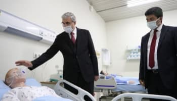 Sağlık Fakültesi'nin laboratuvarı açıldı
