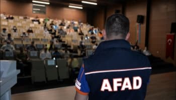 Hendek Belediyesi Personeline Afet Eğitimi Verdi