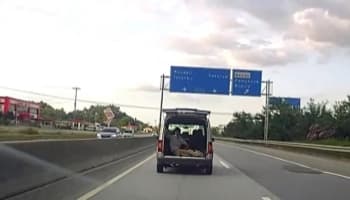 Tehlikeli yolculuk kamerada
