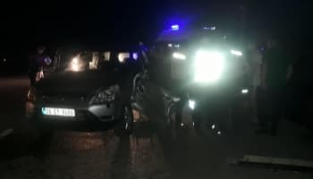 Cip ile hafif ticari araç çarpıştı: 5 yaralı