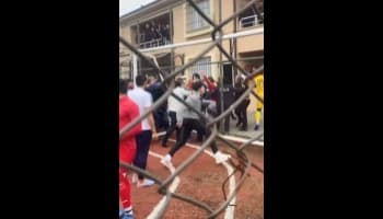 Amatör küme maçında futbolcular birbirine girdi
