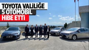 Toyota'da Sakarya Valiliği'ne 5 otomobil
