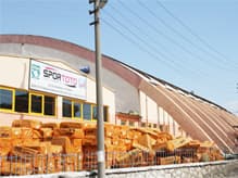 Atatürk Spor Salonu Çatısı Tamir Ediliyor