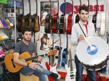 Müzik Aletleri Satıcıları da Krizde!