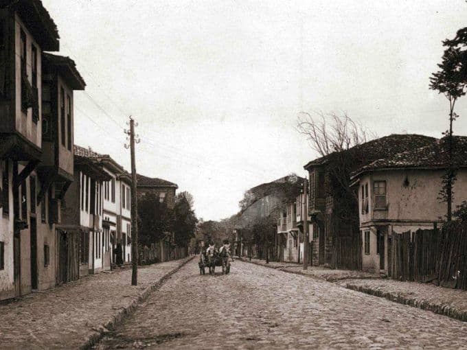 Bir zamanlar Adapazarı