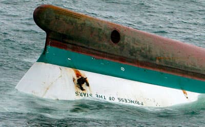 862 Kişi Taşıyan Feribottan 34 Kişi Kurtuldu