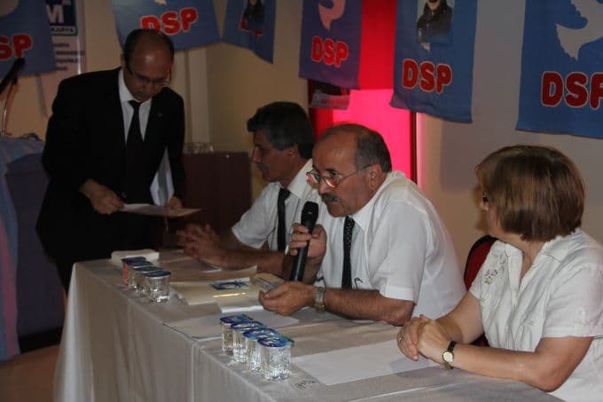 Tanju Peker, yeniden DSP İl Başkanı seçildi