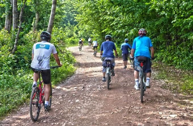 Müthiş doğaya karşı pedal çevirdiler