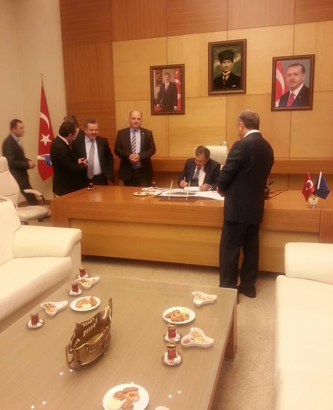 AK Parti'ye yeni bir yüz mü geliyor?