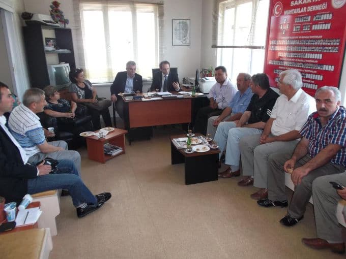 Ecevit Keleş, muhtarların sorunlarını dinledi