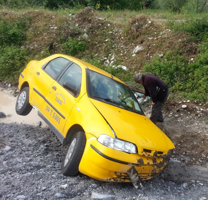Kuzuluk yolunda kaza: 1 yaralı