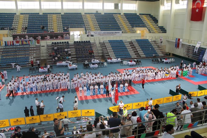 Sakarya Open Karate Turnuvası açılışı yapıldı